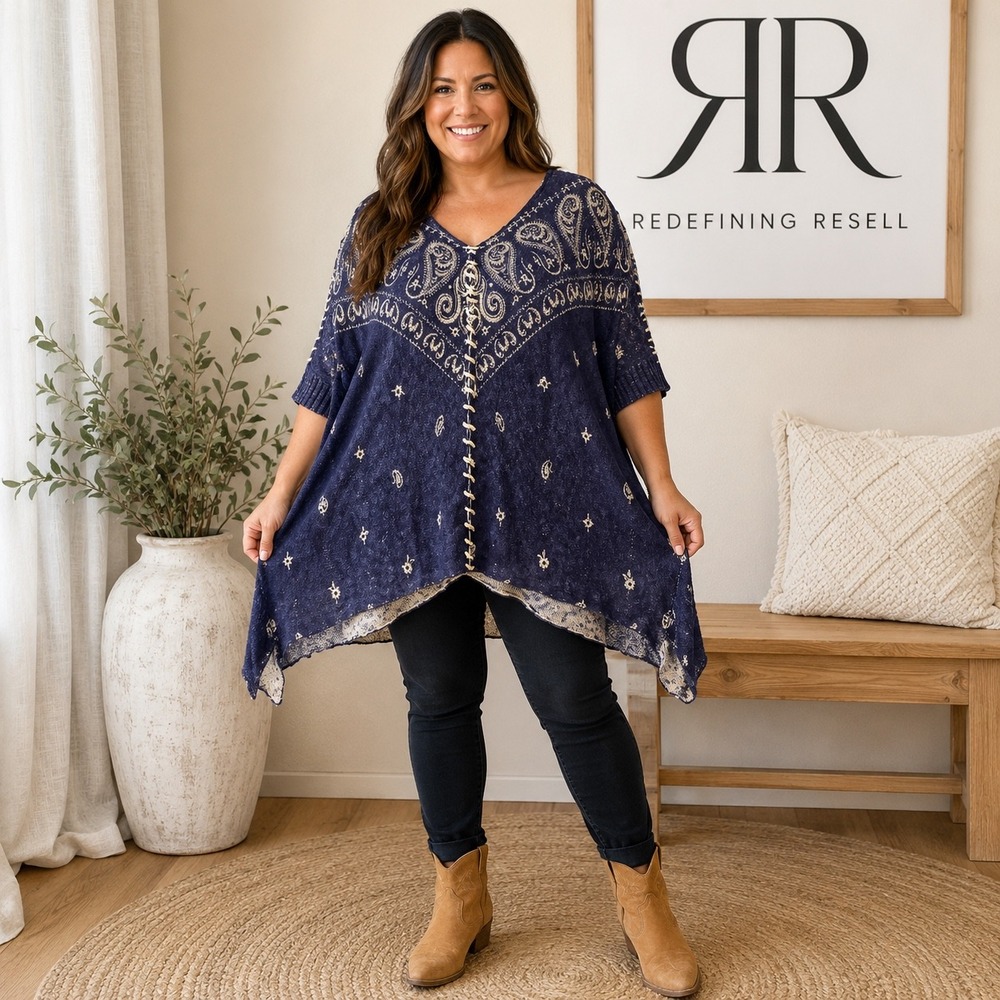 Sundance Navy Blue Paisley Cotton Knit Poncho Top XXL Handkerchief Hem Boho